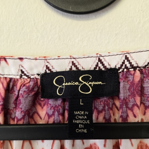 Jessica Simpson Shayna Aztec Sunburst Print Cold Shoulder Peasant Top L - Picture 8 of 11